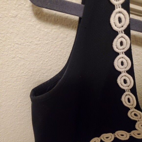 J. Crew Sleeveless V Neck Empire Cut Dress Eyelet Lace Lined Women's Size 2 - Picture 16 of 16